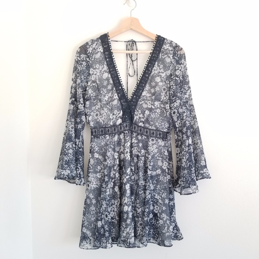 NWOT Lucy Paris Floral Print Boho-Chic Dress